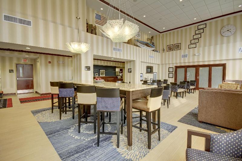 酒店 Hampton Inn & Suites Alexandria