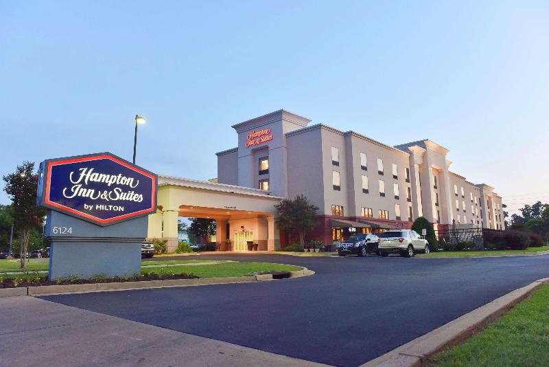 בית מלון כפרי Hampton Inn & Suites Alexandria