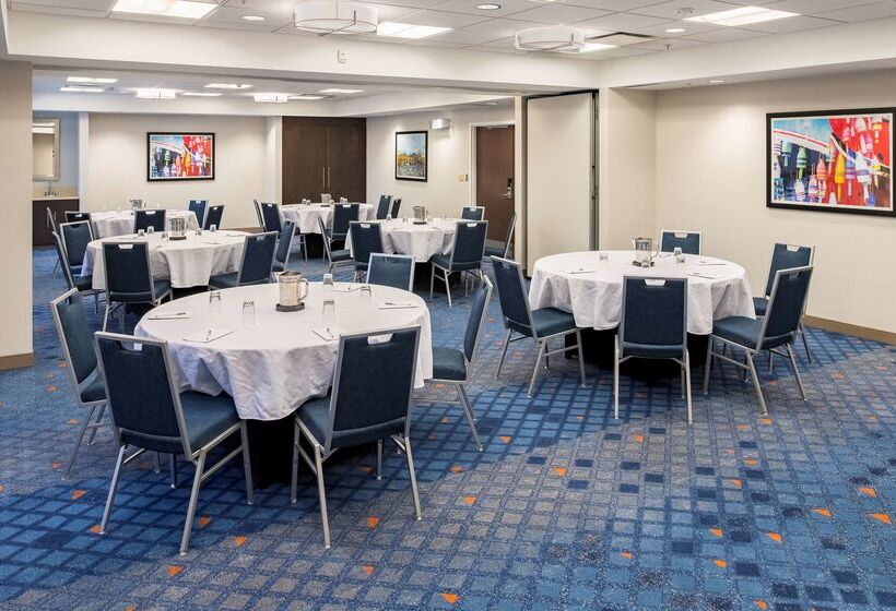ホテル Hampton Inn & Suites By Hilton Halifax   Dartmouth