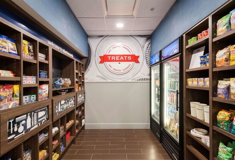 هتل Hampton Inn & Suites By Hilton Halifax   Dartmouth
