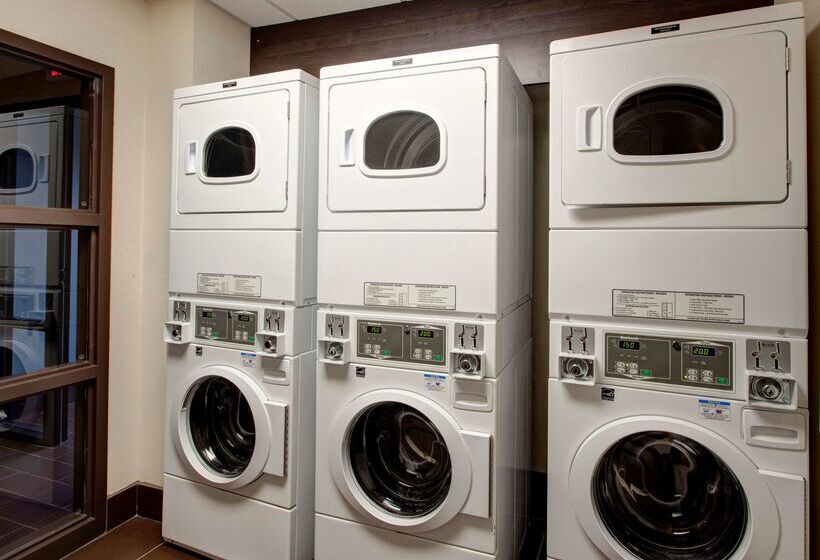 ホテル Hampton Inn & Suites By Hilton Halifax   Dartmouth