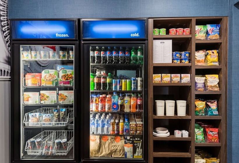 ホテル Hampton Inn & Suites By Hilton Halifax   Dartmouth