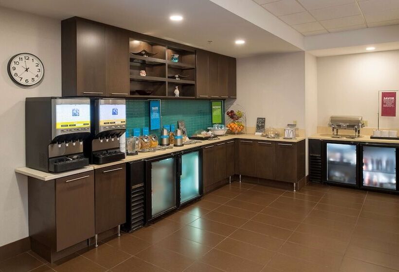 ホテル Hampton Inn & Suites By Hilton Halifax   Dartmouth