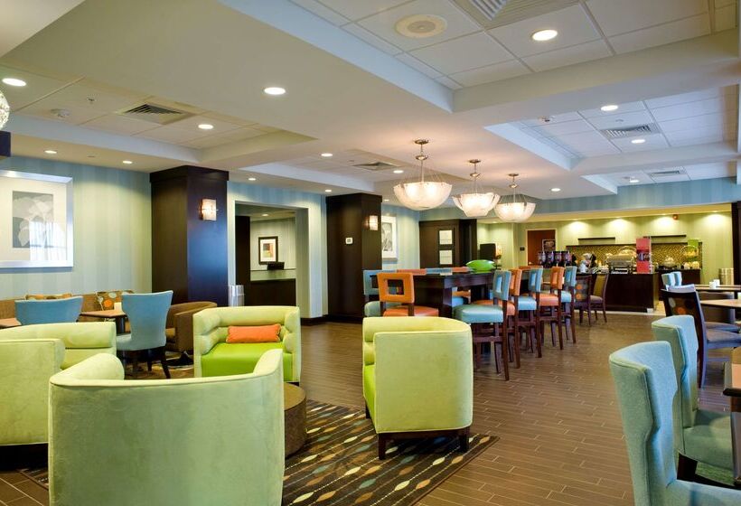 فندق Hampton Inn Anderson/ Alliance Business Park