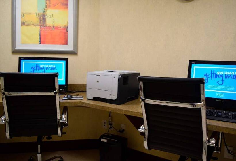 فندق Hampton Inn By Hilton Ciudad Victoria