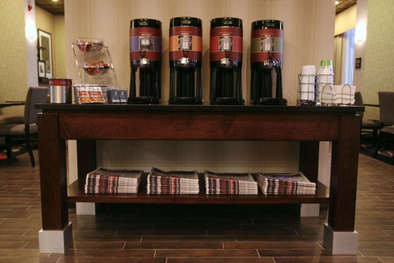 فندق Hampton Inn By Hilton Fort Saskatchewan