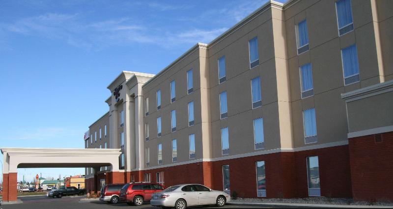 فندق Hampton Inn By Hilton Fort Saskatchewan