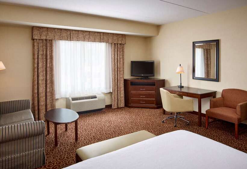 فندق Hampton Inn By Hilton North Bay