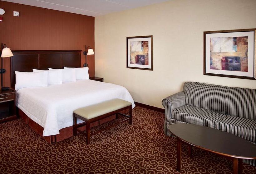 فندق Hampton Inn By Hilton North Bay