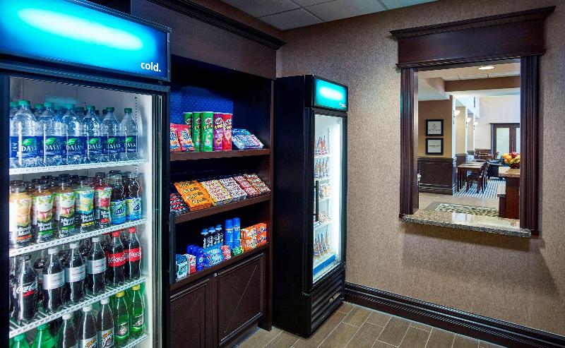 فندق Hampton Inn By Hilton North Bay