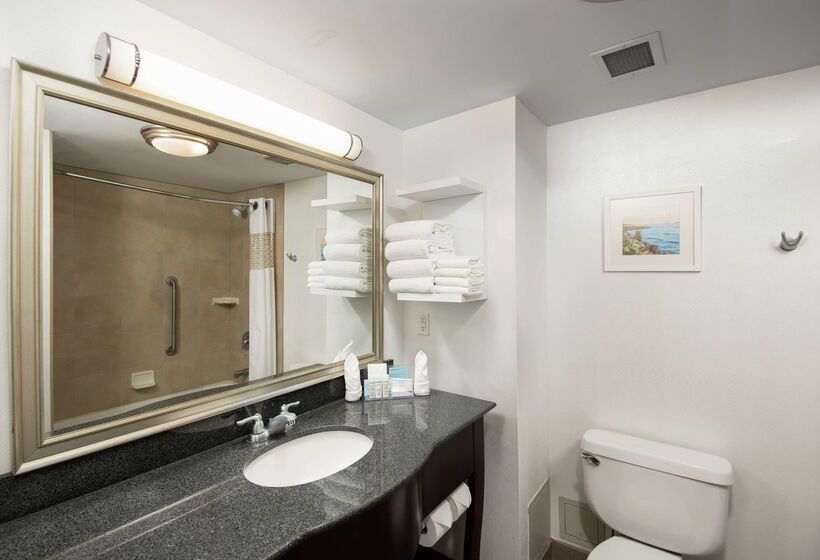 فندق Hampton Inn & Suites Barrie