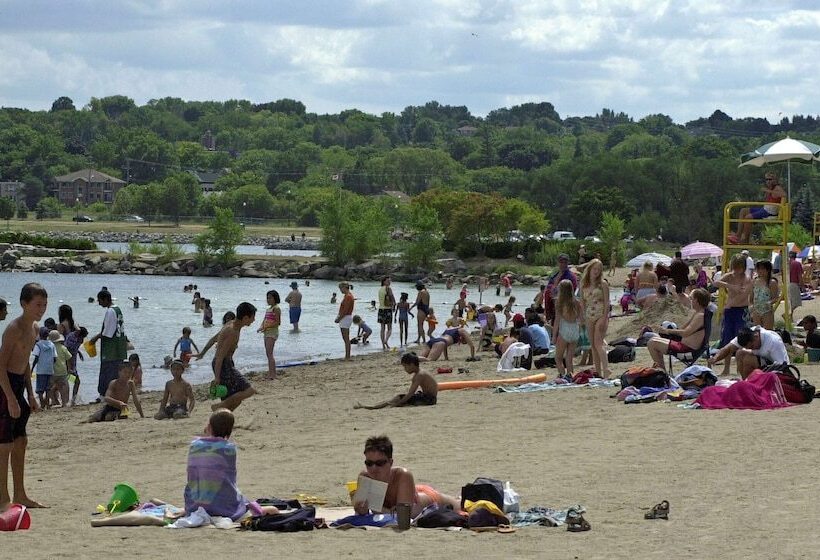 فندق Hampton Inn & Suites Barrie