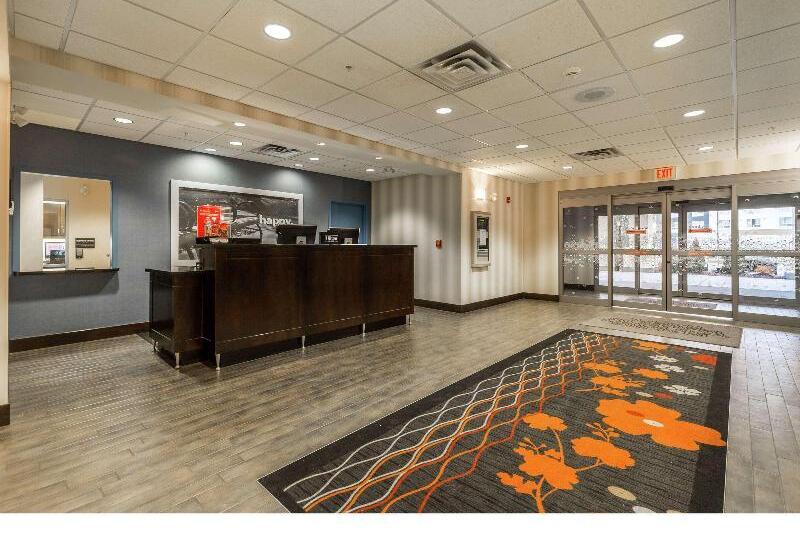 فندق Hampton Inn & Suites By Hilton Lethbridge