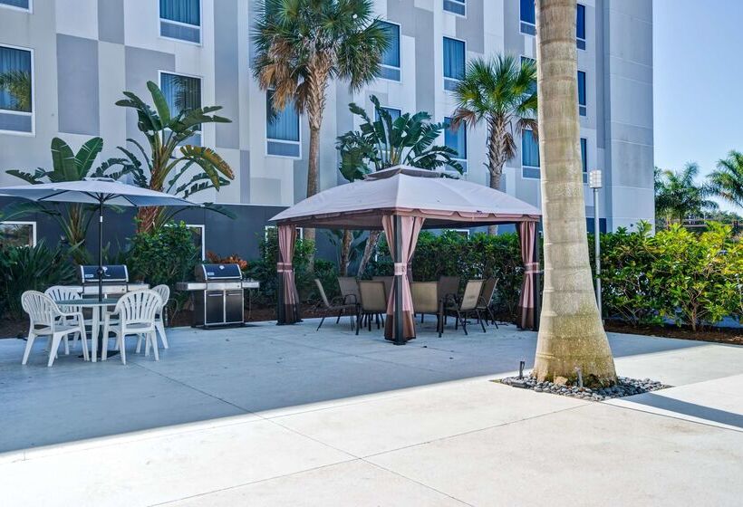 בית מלון כפרי Hampton Inn & Suites Sarasota/bradenton Airport, Fl