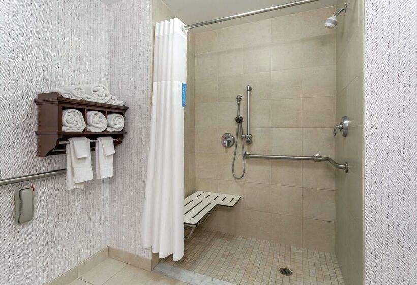 호텔 Hampton Inn & Suites Saratoga Springs Downtown