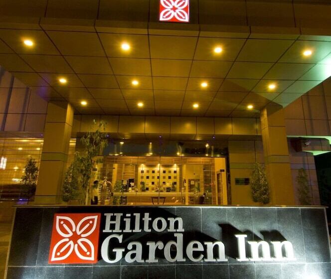 בית מלון כפרי Hilton Garden Inn Riyadh Olaya