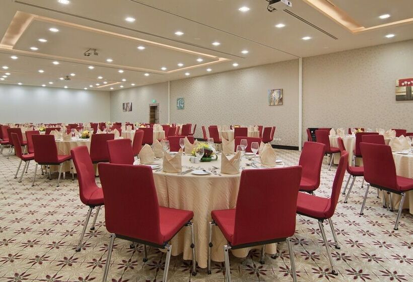 בית מלון כפרי Hilton Garden Inn Riyadh Olaya
