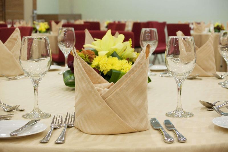 בית מלון כפרי Hilton Garden Inn Riyadh Olaya