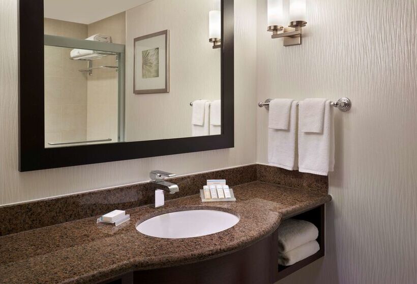 ホテル Hilton Garden Inn Toronto Airport West/mississauga