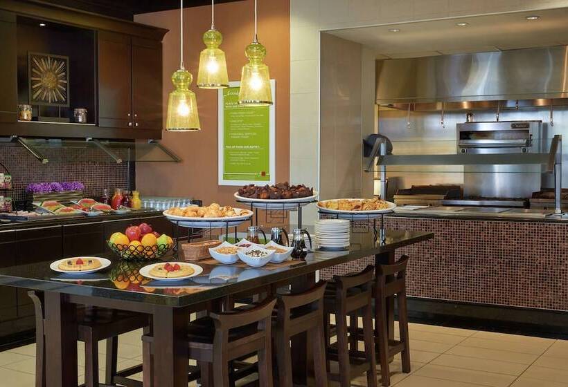 ホテル Hilton Garden Inn Toronto Airport West/mississauga