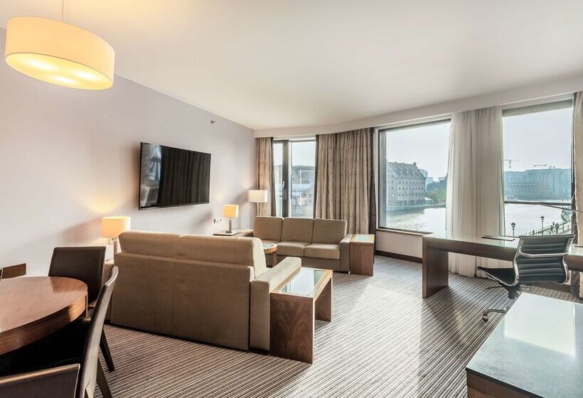 فندق Hilton Gdansk