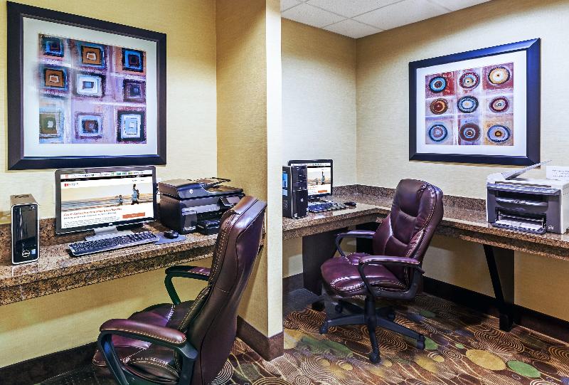 Holiday Inn Express Hotel & Suites Beaumont Northwest, An Ihg