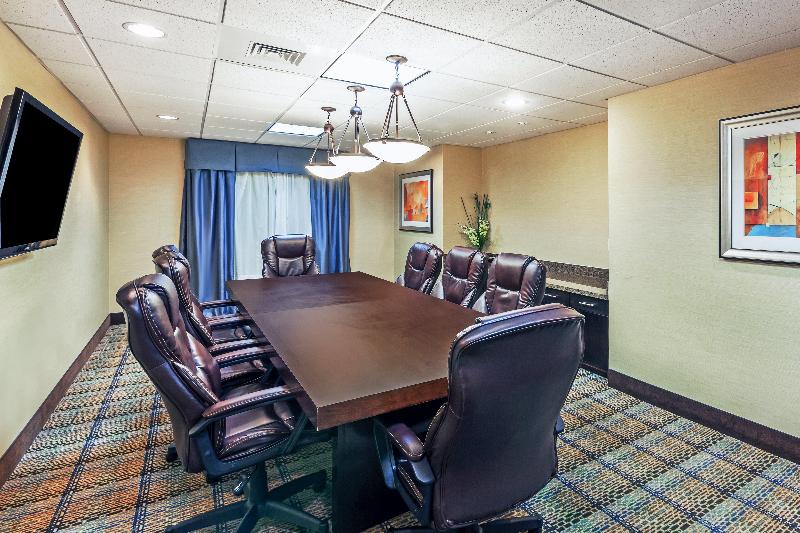 Holiday Inn Express Hotel & Suites Beaumont Northwest, An Ihg