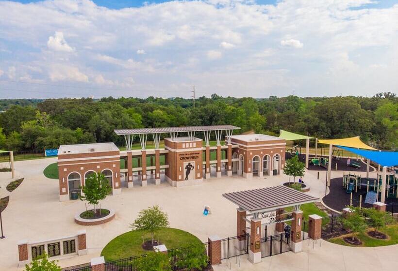 فندق Holiday Inn Express & Suites College Station, An Ihg