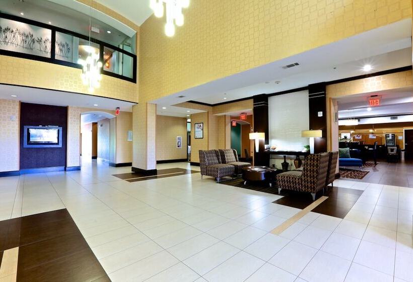 Holiday Inn Express Hotel & Suites Dallas West, An Ihg