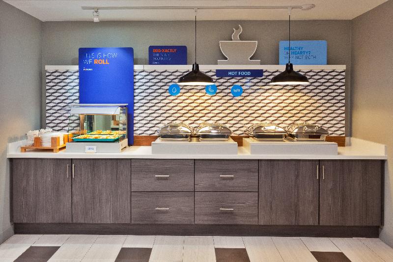 Holiday Inn Express Hotel & Suites Dothan North, An Ihg