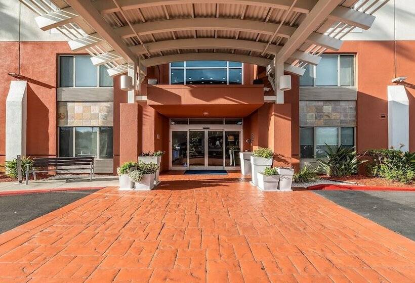 호텔 Holiday Inn Express Fremont   Milpitas Central, An Ihg