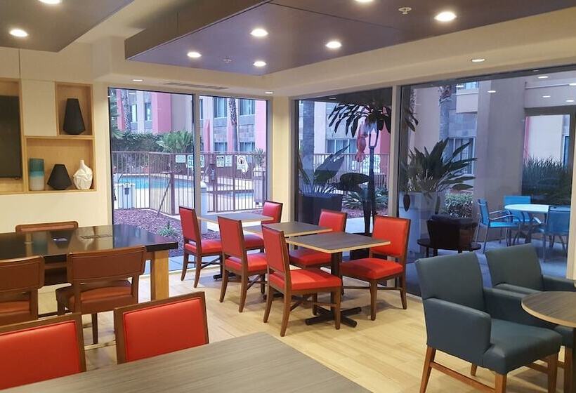 호텔 Holiday Inn Express Fremont   Milpitas Central, An Ihg