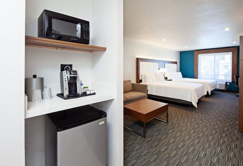 فندق Holiday Inn Express Hollywood Walk Of Fame, An Ihg