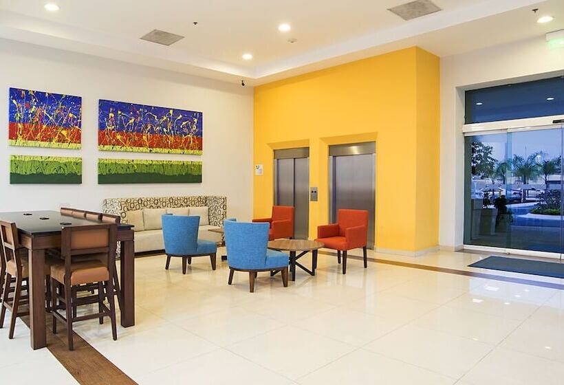 فندق Holiday Inn Express Manzanillo, An Ihg