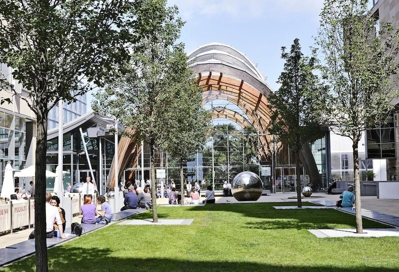 هتل Holiday Inn Express Sheffield City Centre By Ihg