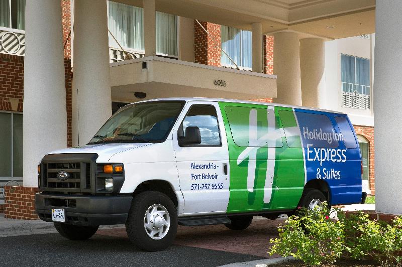 Отель Holiday Inn Express & Suites Alexandria   Fort Belvoir, An Ihg