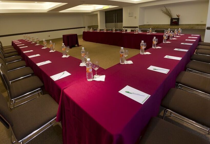 호텔 Holiday Inn Mexico City Plaza Universidad, An Ihg