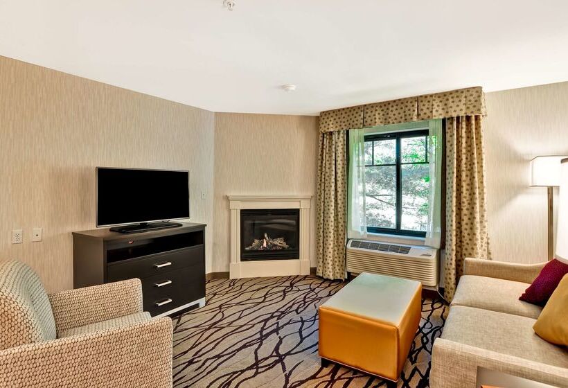 בית מלון כפרי Homewood Suites By Hilton Boston/cambridgearlington, Ma