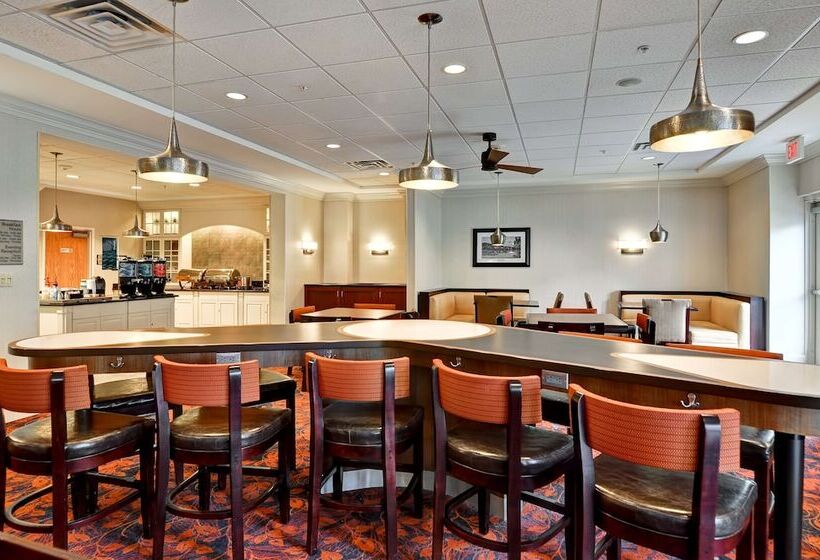 בית מלון כפרי Homewood Suites By Hilton Boston/cambridgearlington, Ma