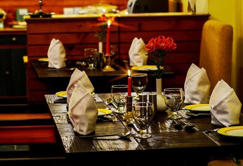 هتل Honeymoon Inn Shimla