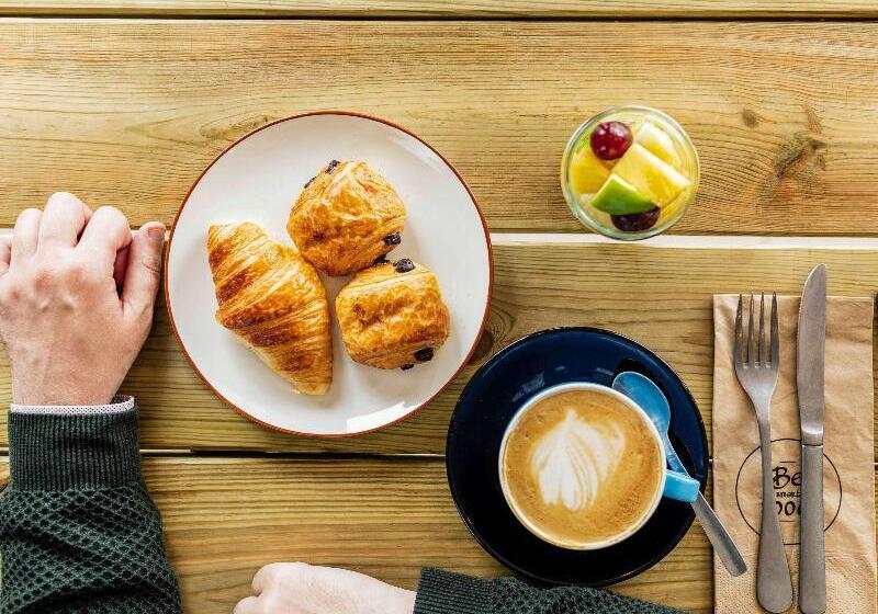 هتل Ibis Budget Oviedo