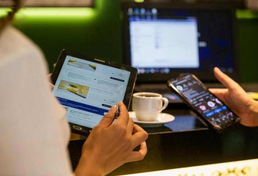 ホテル Ibis Styles Belem Nazare