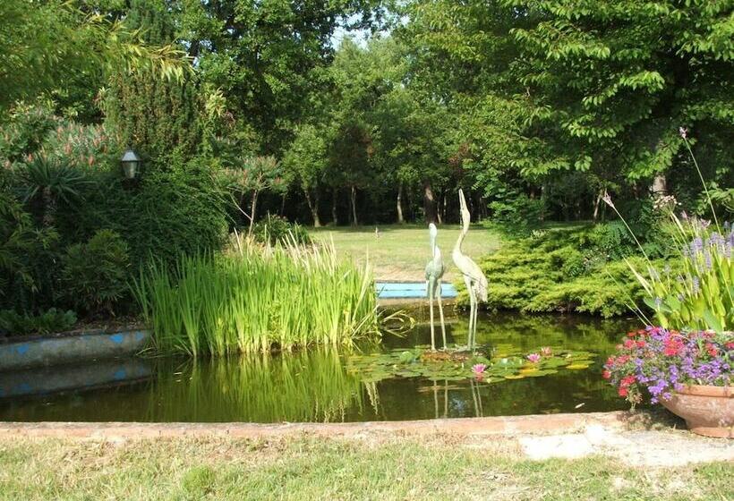 ホテル Il Pietreto