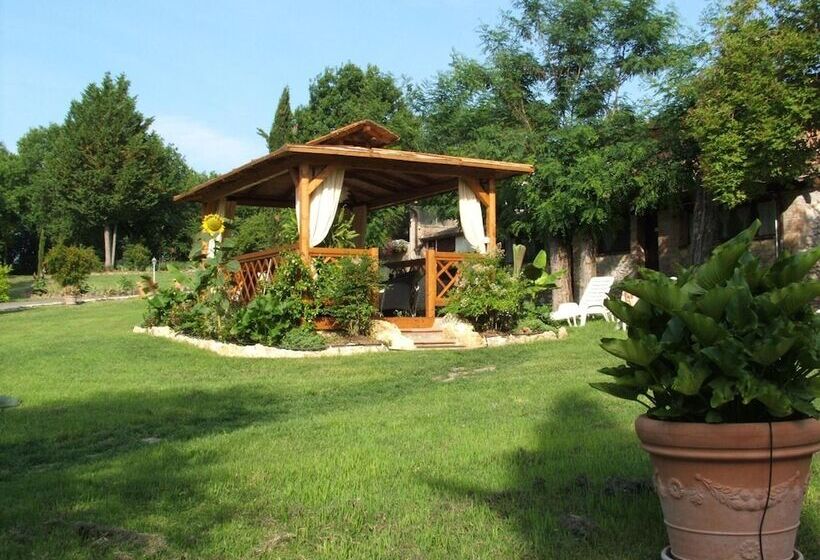 ホテル Il Pietreto