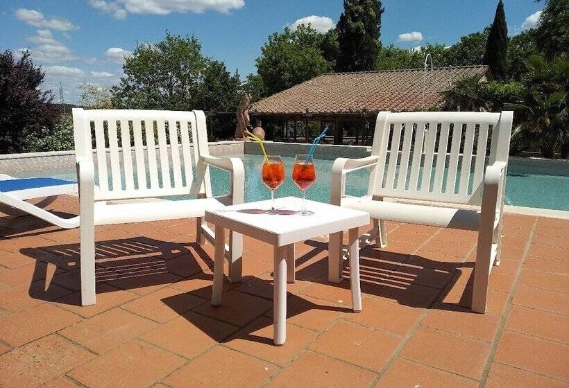 ホテル Il Pietreto