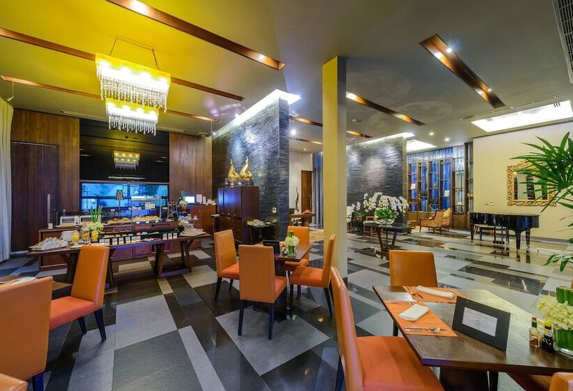 Отель Impiana Private Villas Kata Noi