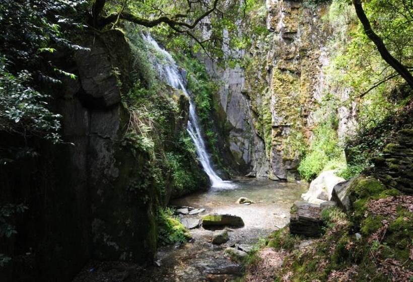 בית מלון כפרי Inatel Piodao