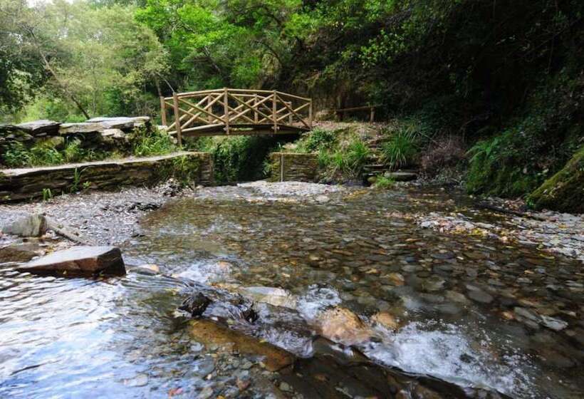 בית מלון כפרי Inatel Piodao