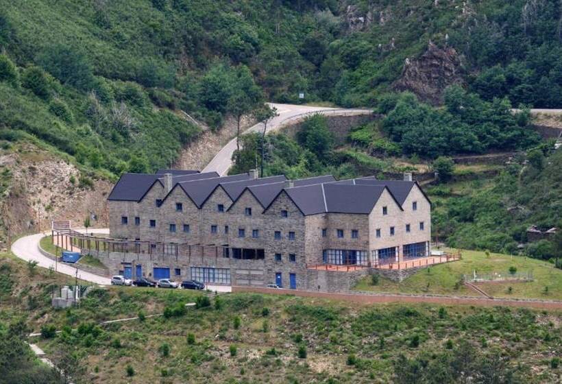 בית מלון כפרי Inatel Piodao