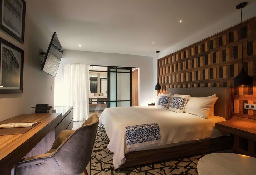 Отель Indigo Guadalajara Expo, An Ihg